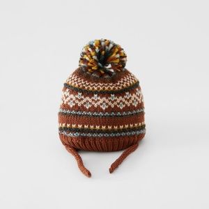 New Zara JACQUARD CAP WITH POMPOM
3-5 YEARS | BROWN